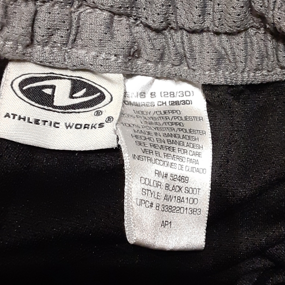 Donated Mens athletic works mesh lined shorts sz small - Picture 6 of 7